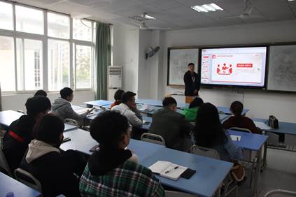 说明: D:\F盘文件\总结计划\总结\2019年终总结\201944118太阳成城集团总结材料\党建\学习十九届四中全会精神.jpg
